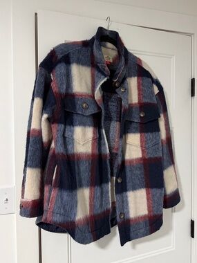 Marine Layer Plaid Womens Shirt Jacket in Navy, Cream & Red - Size L